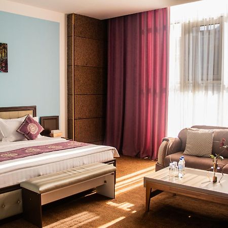 Hotel Shumon Dushanbe Exterior foto