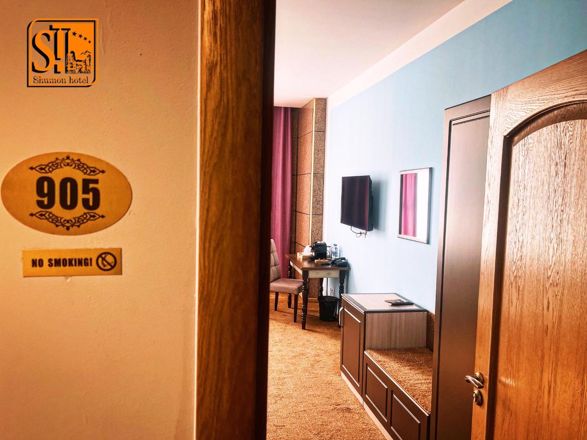 Hotel Shumon Dushanbe Exterior foto